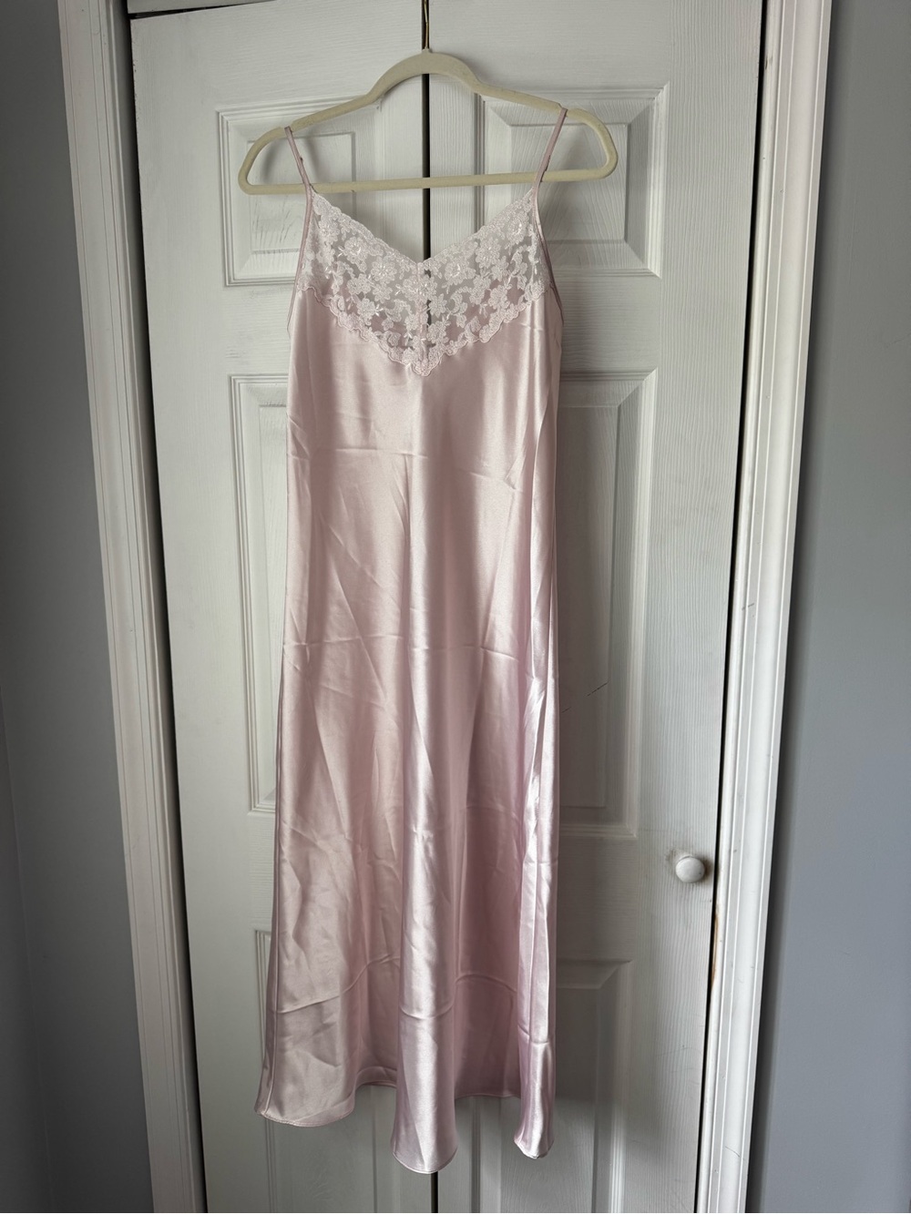 Jones NewYork Light Pink Satin Slip Dress